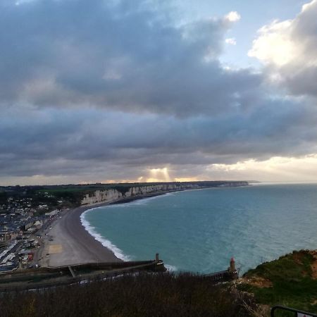 L Echappee Belle En Normandie, Au Coeur Historique De Fécamp Exterior foto