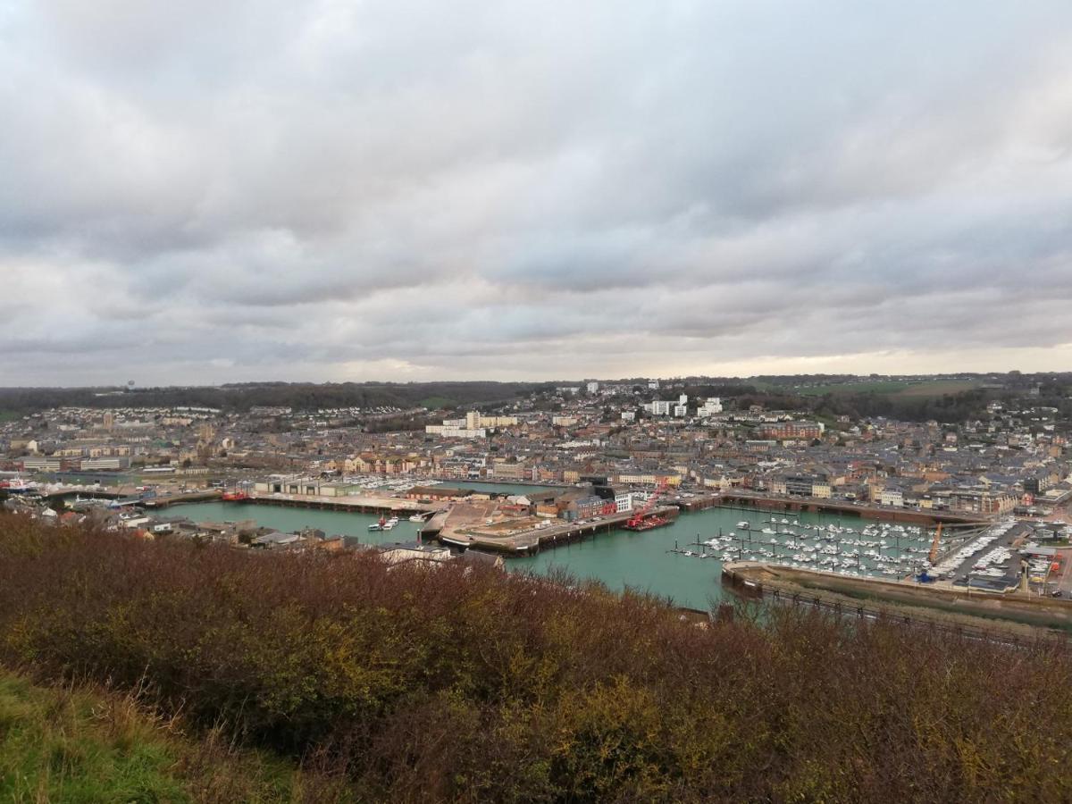 L Echappee Belle En Normandie, Au Coeur Historique De Fécamp Exterior foto