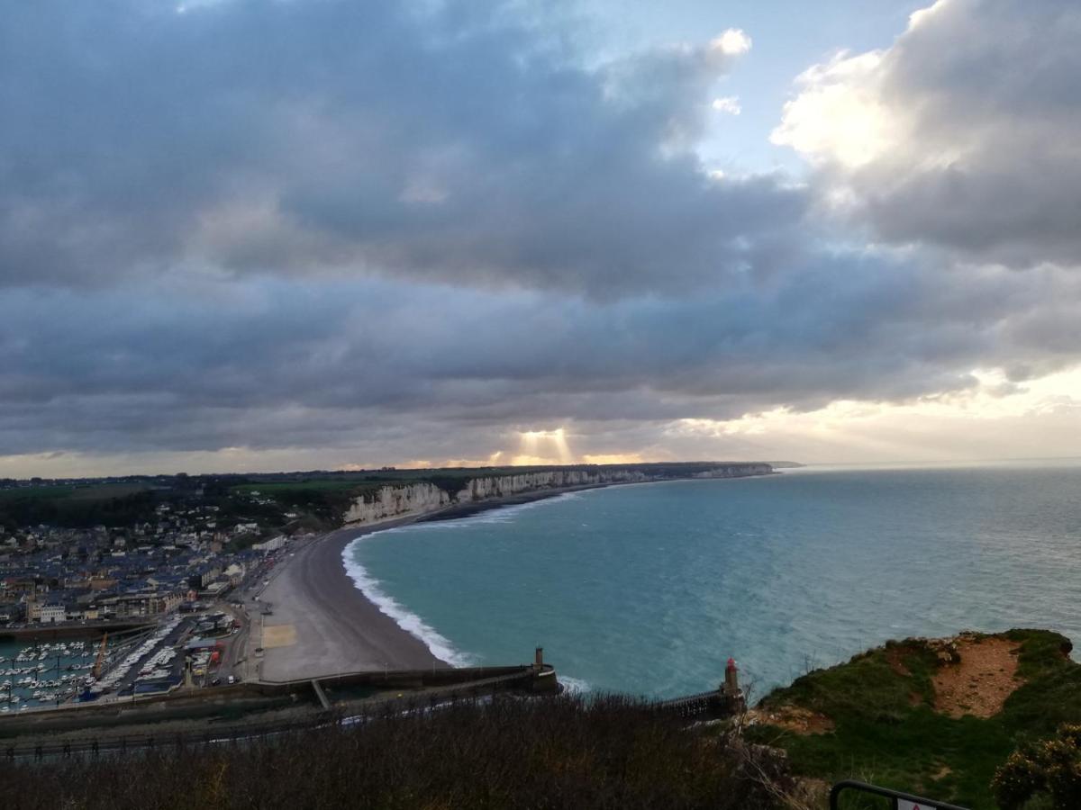 L Echappee Belle En Normandie, Au Coeur Historique De Fécamp Exterior foto